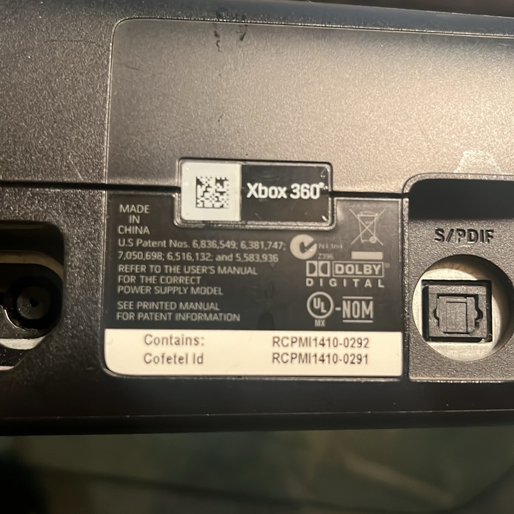 X-Box 360 - Picture 2 of 4